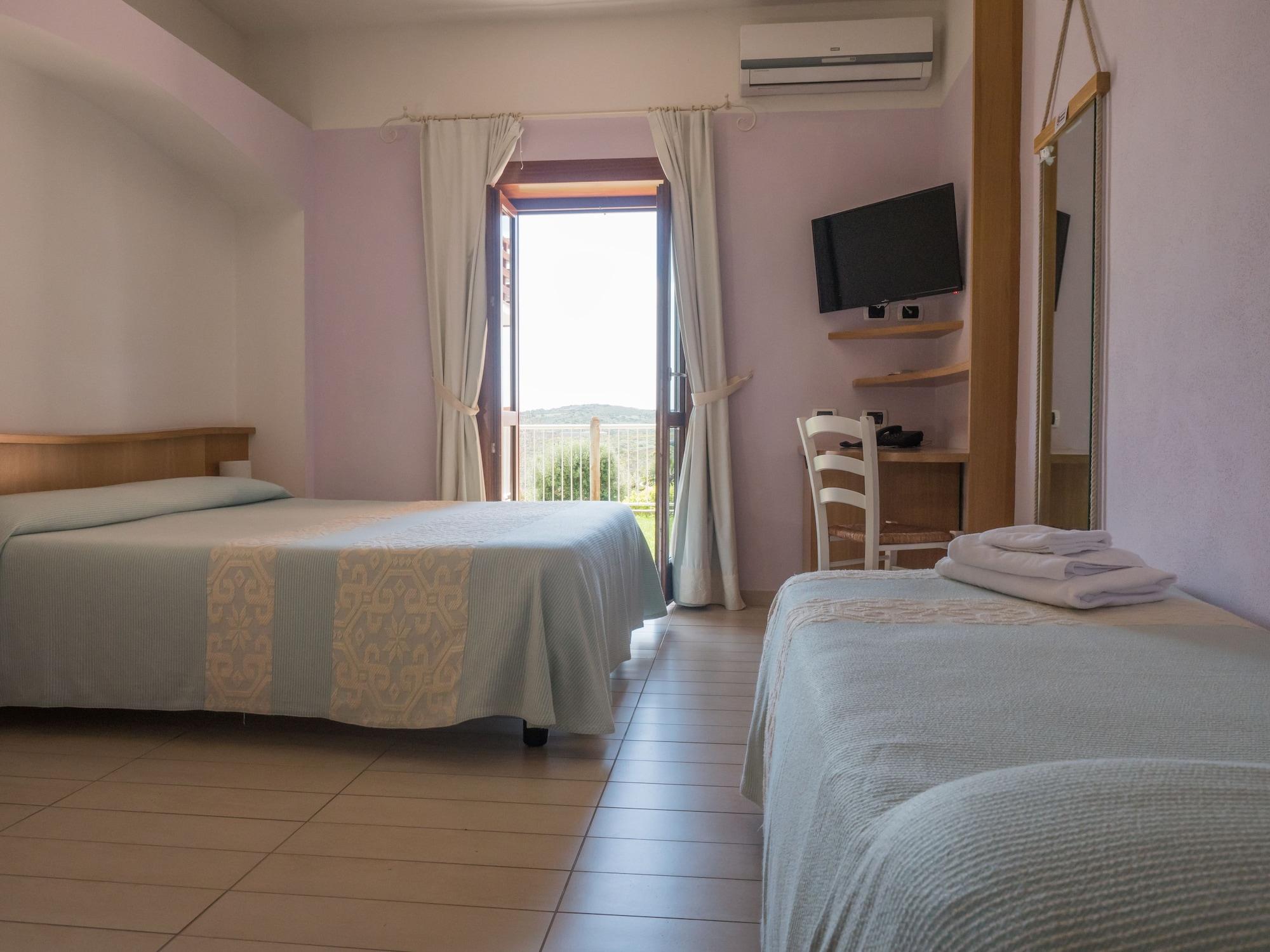 Hotel Cala Reale Stintino Buitenkant foto