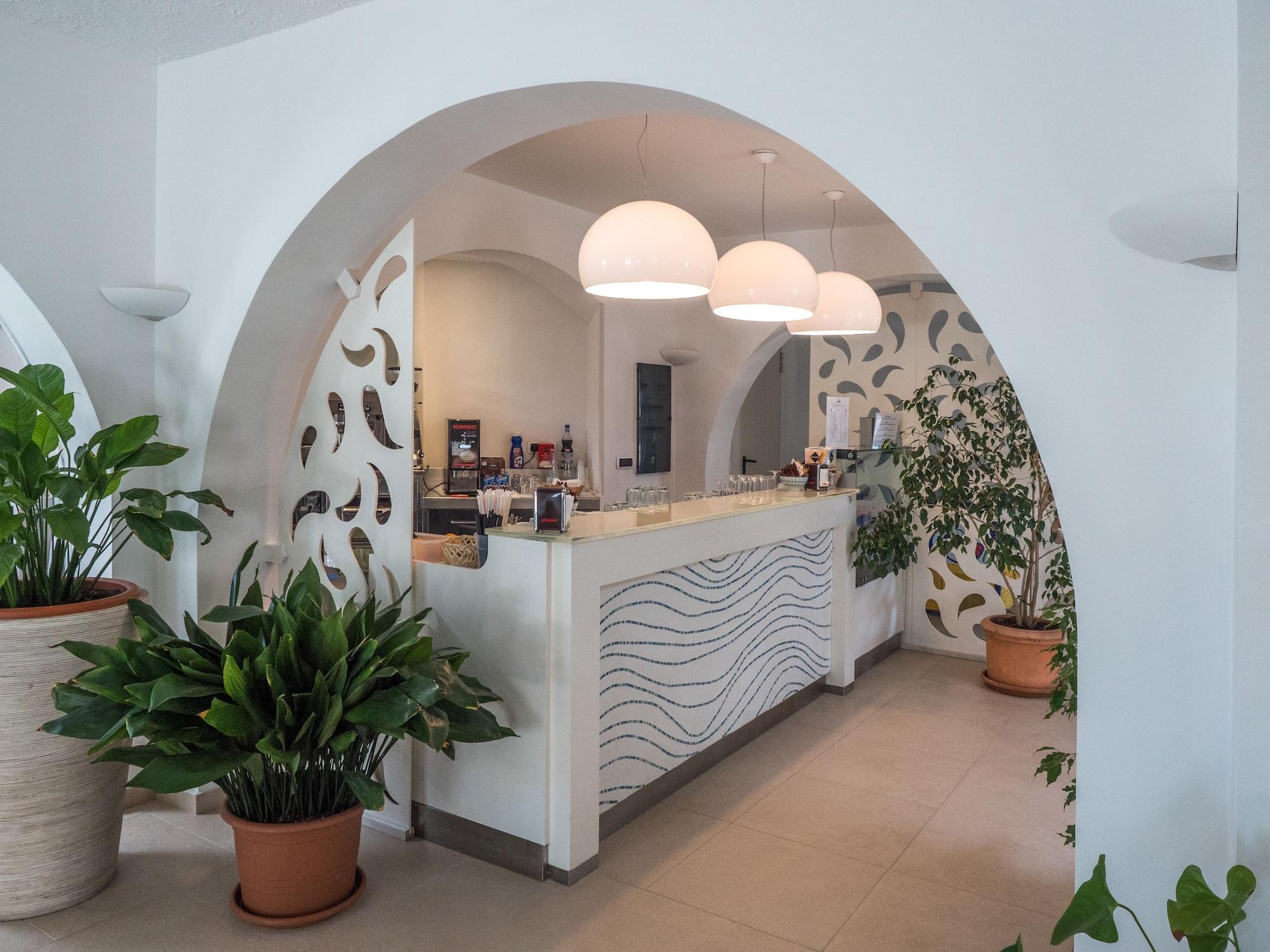 Hotel Cala Reale Stintino Buitenkant foto