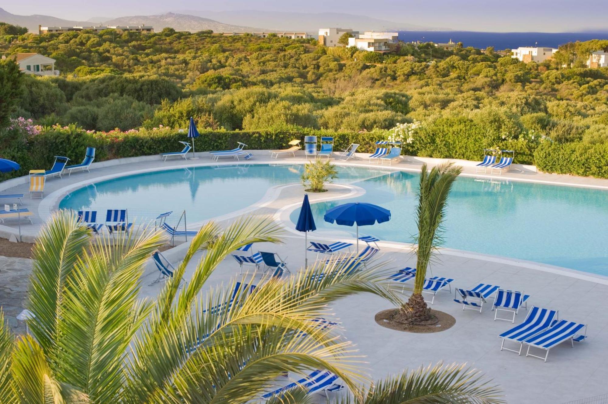 Hotel Cala Reale Stintino Buitenkant foto