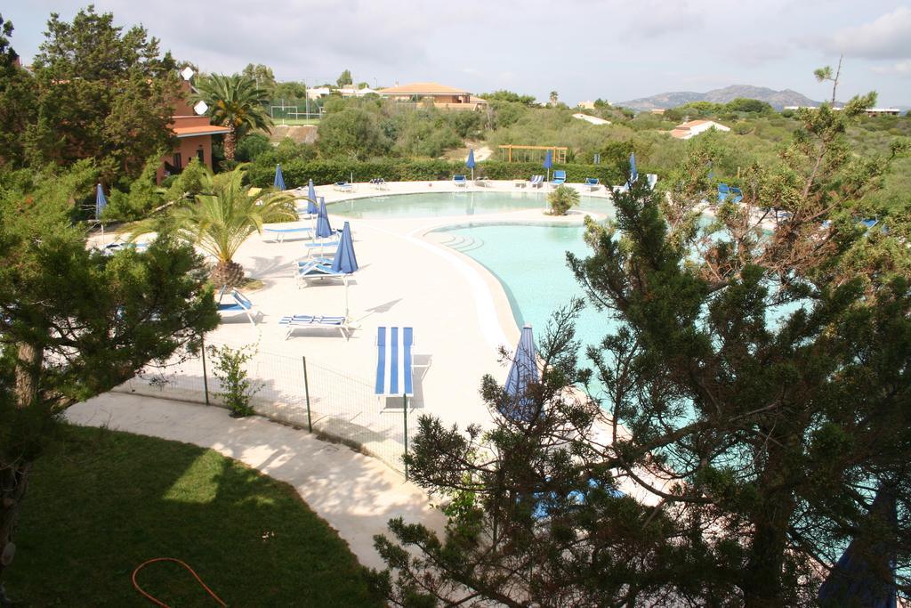 Hotel Cala Reale Stintino Buitenkant foto